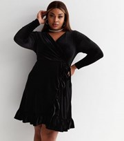 New Look Curves Black Velvet V Neck Long Sleeve Mini Wrap Dress